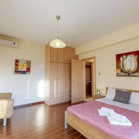 Meliades Agia Marina